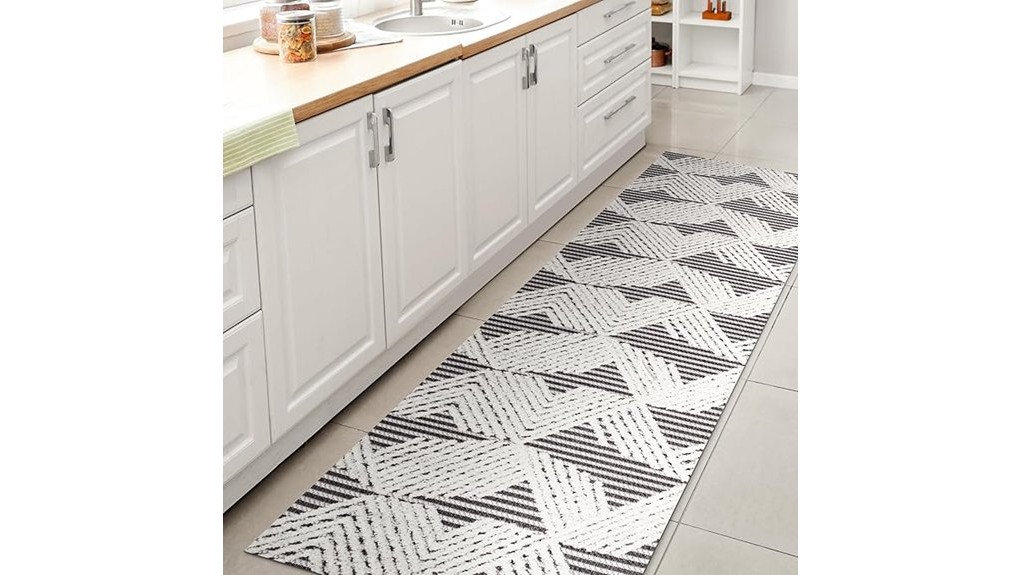 art deco geometric runner